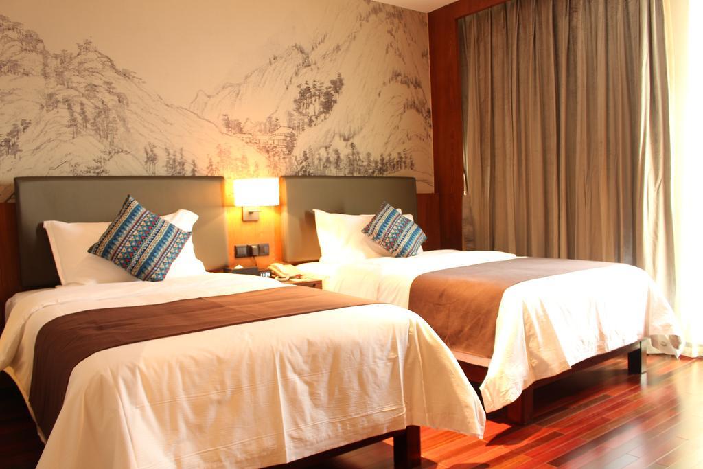 Ssaw Boutique Hotel Delan Mogan Mountain Deqing Camera foto